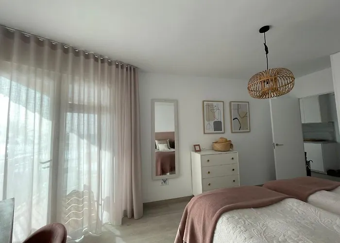 Center & Sea View Torresol