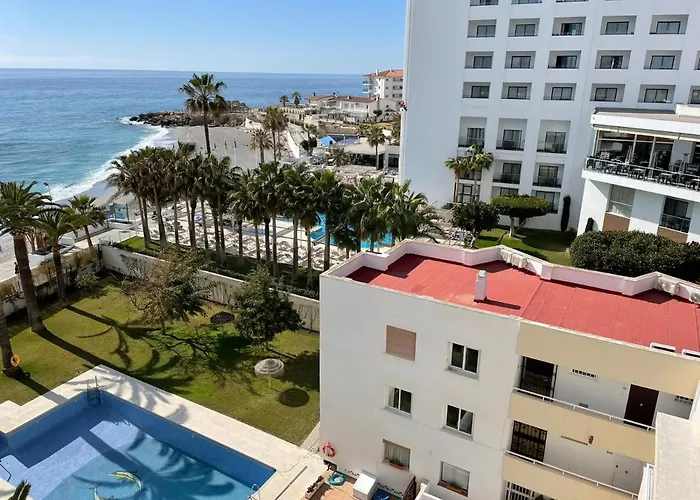 Center & Sea View Torresol Appartamento *