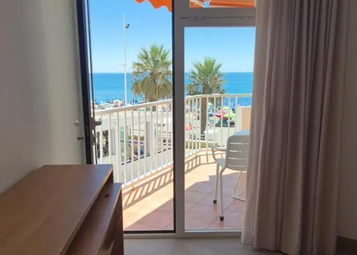 Center & Sea View Torresol Appartamento *